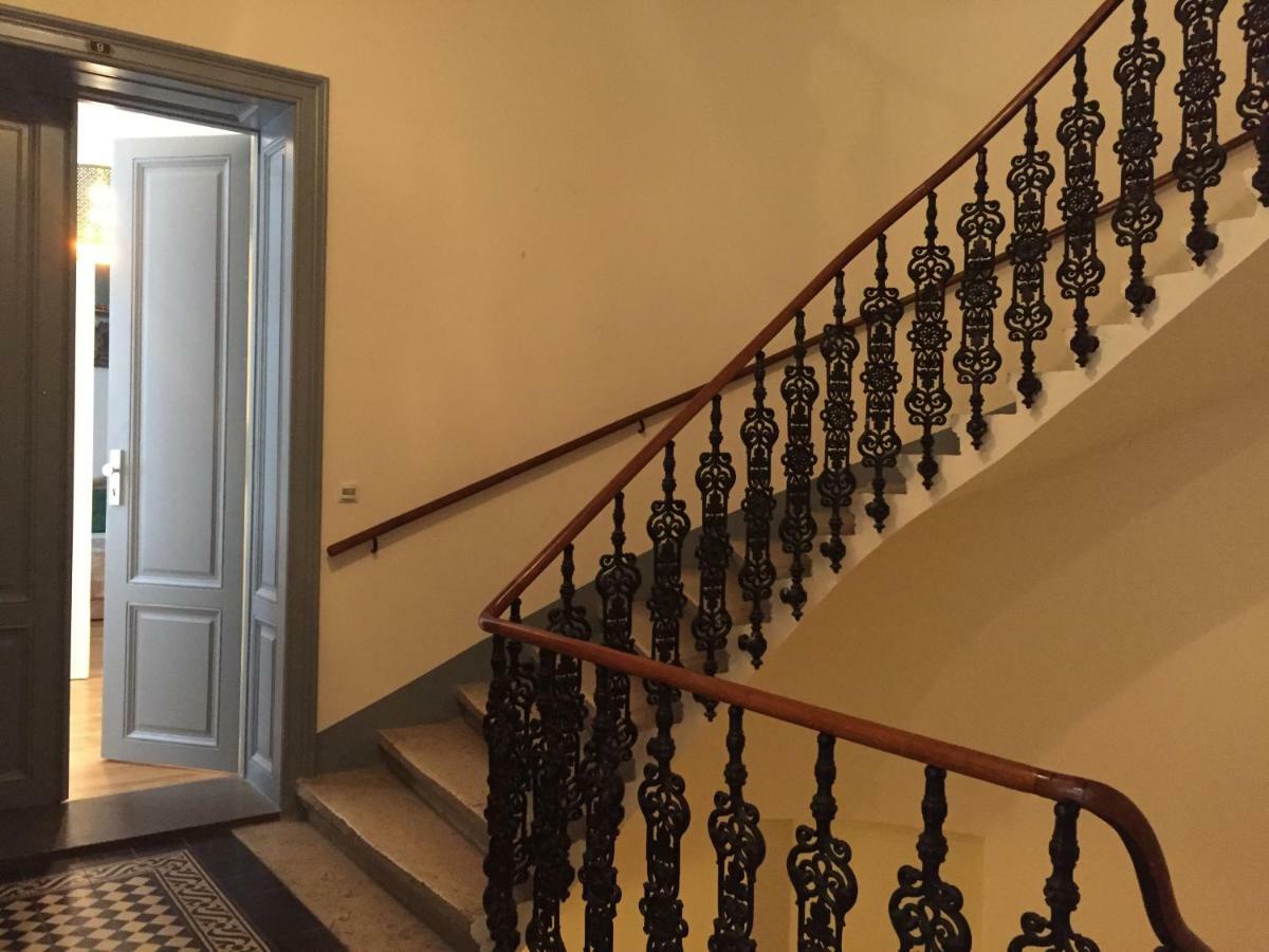 Opera 1 Apartament *