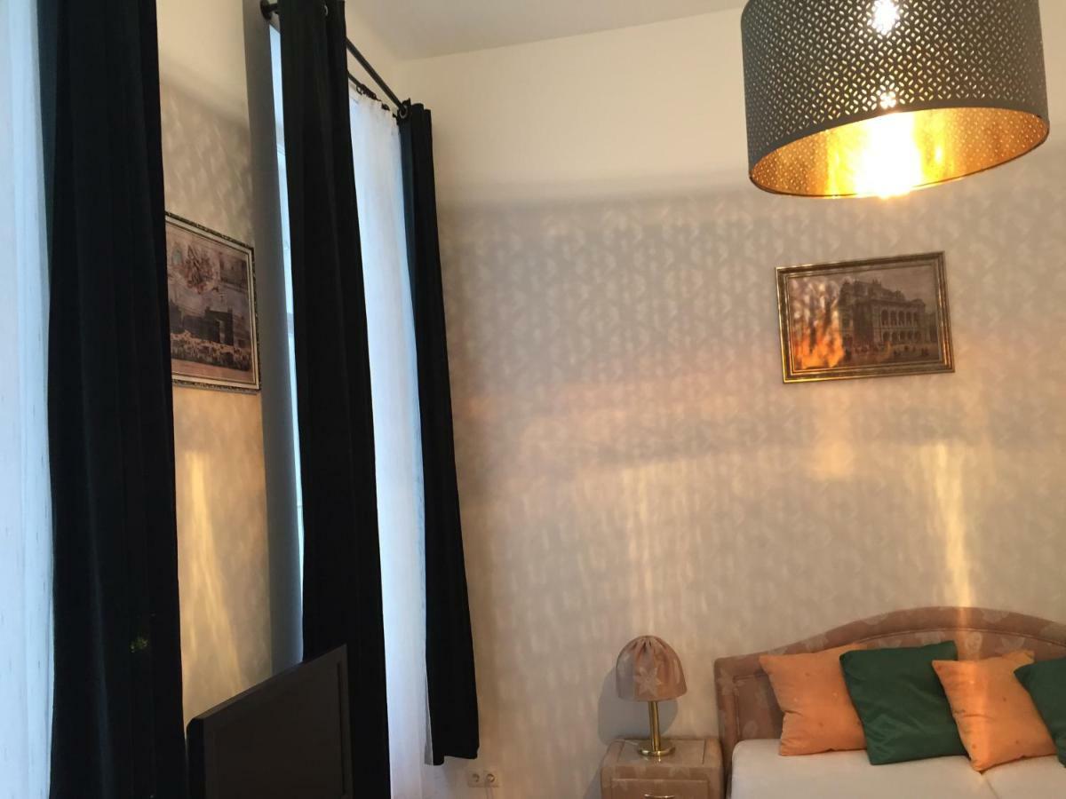 Apartament Opera 1