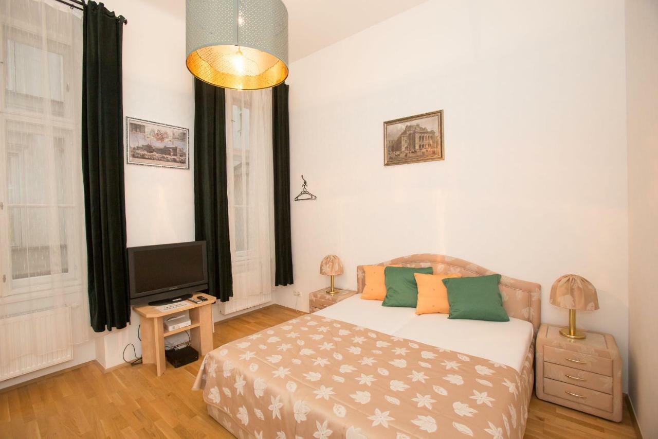 Opera 1 Apartament
