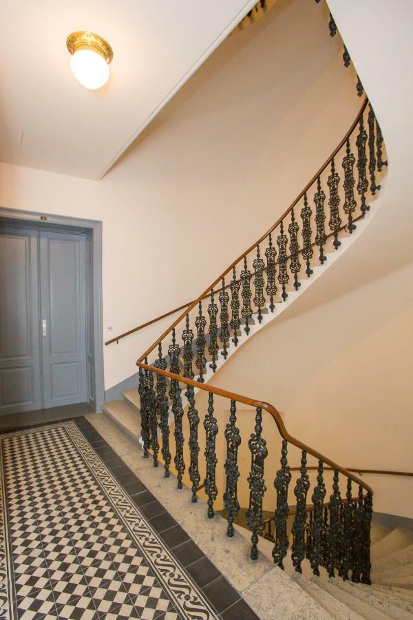 Opera 1 Apartament